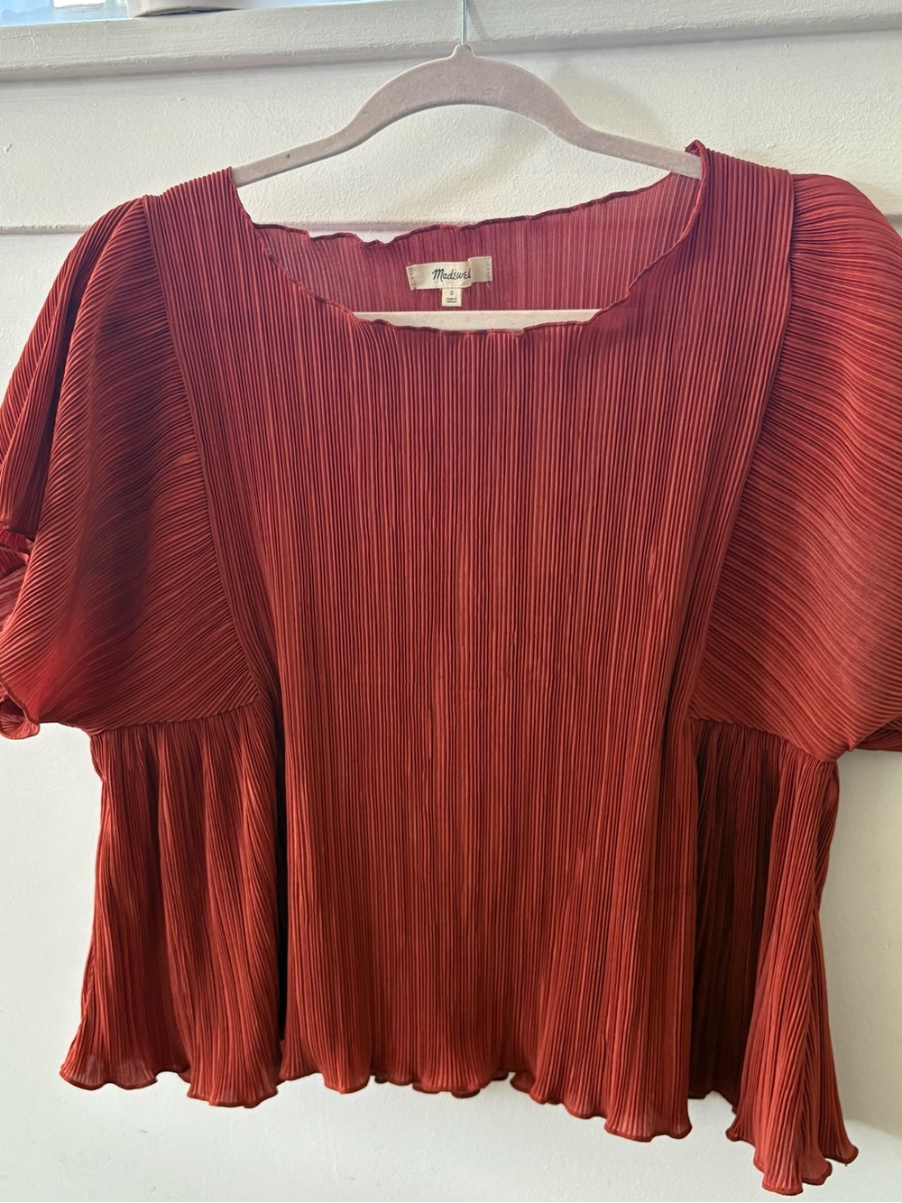 Pleated Short Sleeve Blouse in Rust